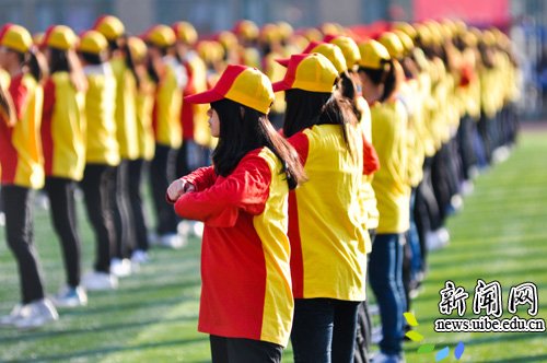 [特稿] 首都高校运动会 1200名