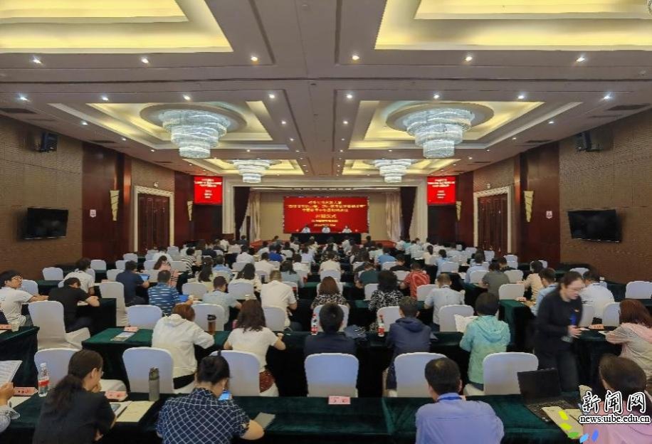 汲取信仰力量 迈向高质量发展新征程