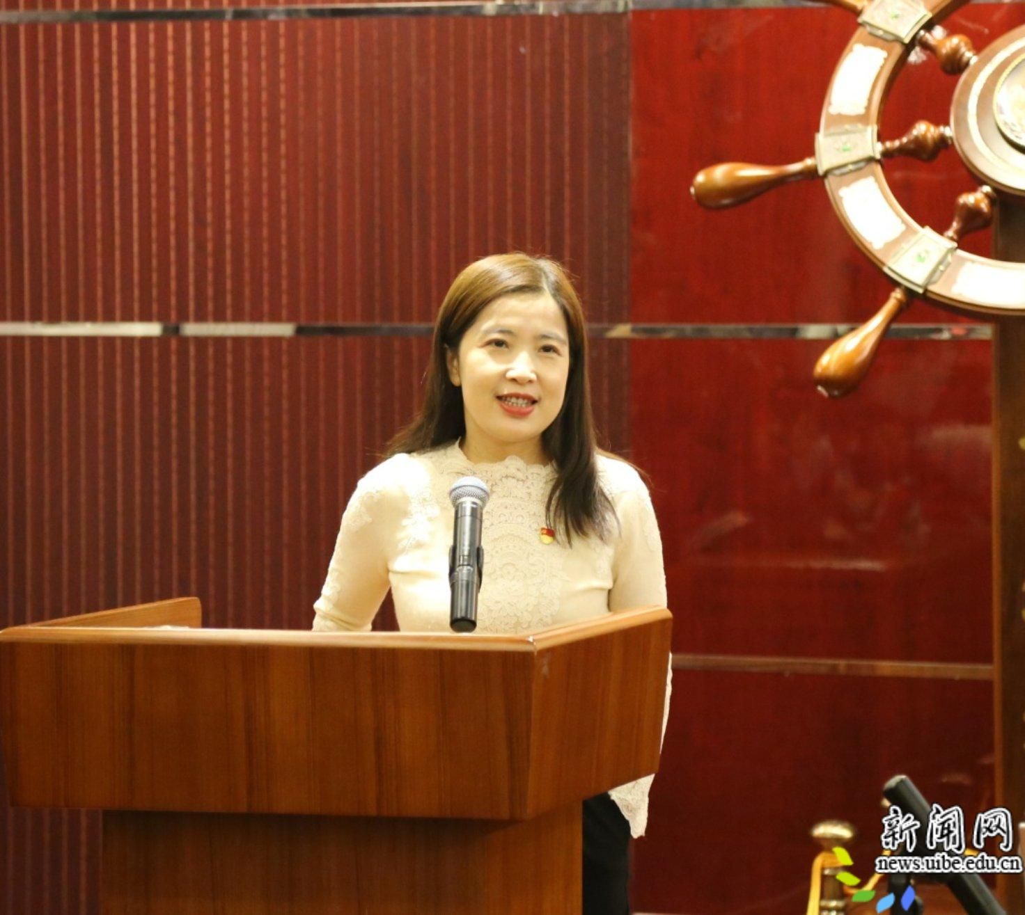 和杨贝教授一起感受读书的力量