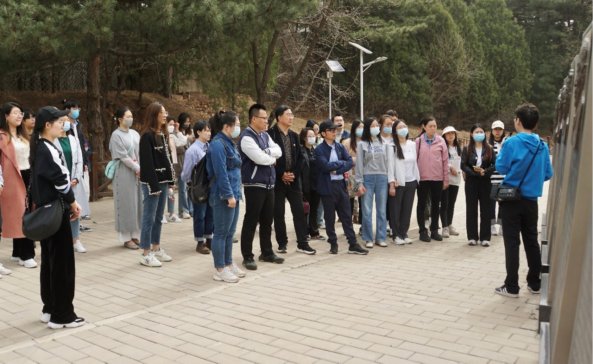 政府管理德赢注册登陆手机版下载主题党