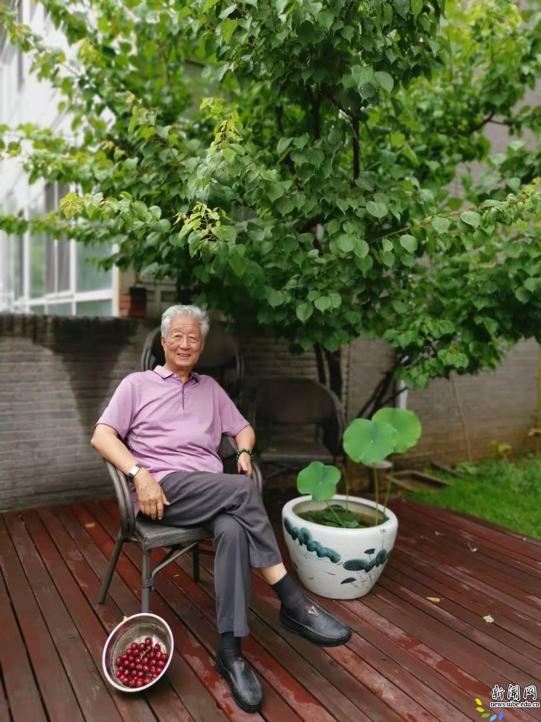【祖国70年华诞征文】我与新中国同行
