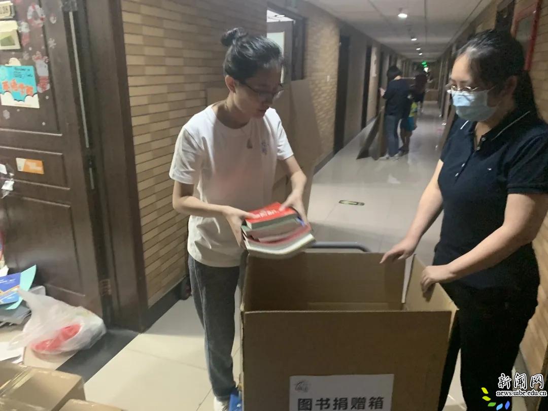作为校园志愿者