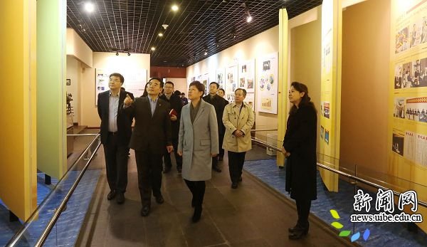 统战部长齐静应邀来德赢注册登陆官方网